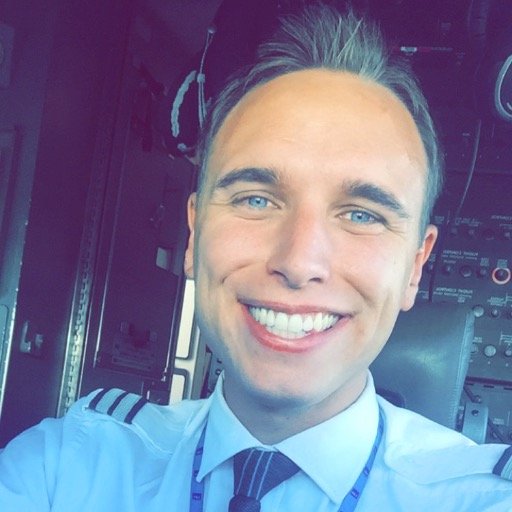 Flew commercially on the B737 for 10 years until the pandemic hit. Now a full time iOS developer at @agens and couldn’t be happier/have a better job!