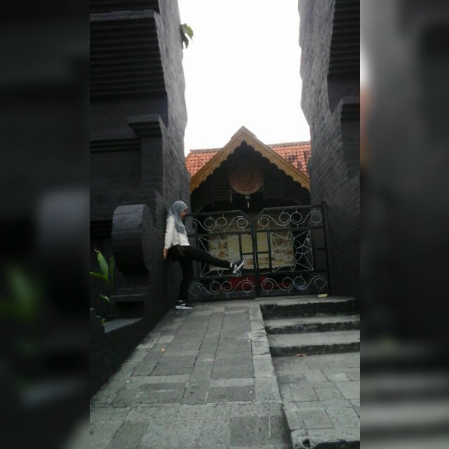 Adinda_Niken's profile picture. 