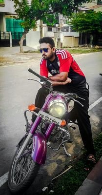 karthisesha's profile picture. 