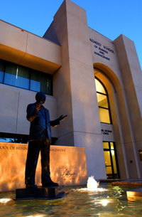 Pepperdine_MBA's profile picture. Earn your MBA or M.S. as a full-time student at Pepperdine and you get the best of all worlds.