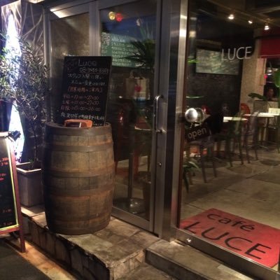 皆様がわいわい楽しめる空間を演出致します。 忘年会、貸切、飲み会等ご利用下さい。