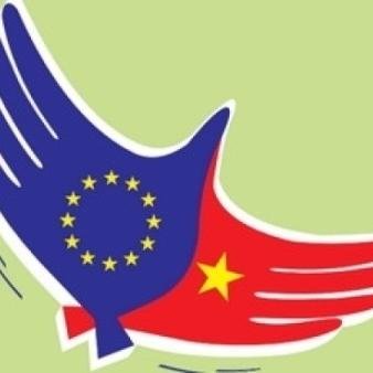 GloballyFlat's profile picture. The world is (not) a flat circle