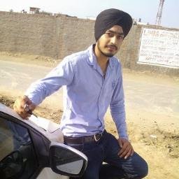 Munda Rado⌚️da brand goriye..
Teri shoping di range ch ni auna..