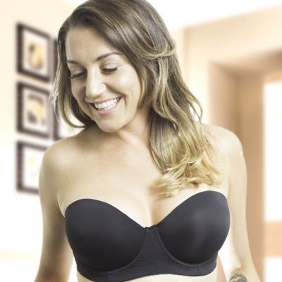 Our strapless bras are engineered for support, designed for fashion, and refined to deliver both with the utmost comfort.