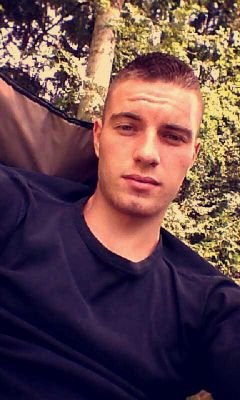 MaxWtzl's profile picture. Pas de potes, que des frères.