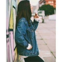 989Yoli's profile picture.
