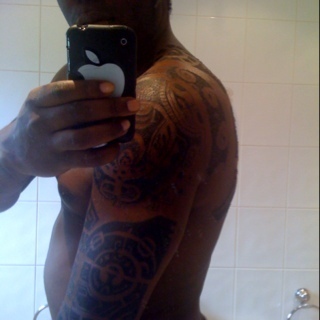 EfeKomon's profile picture. 