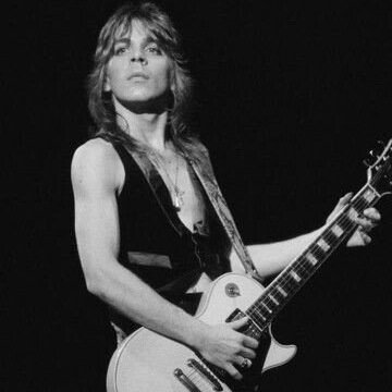 Randy Rhoads' legacy lives on! @ZakkWyldeBLS, @gusgofficial, @NikkiSixx @stevelukather follow, so you should too! ~ ask for a follow-back! LONG LIVE RR!