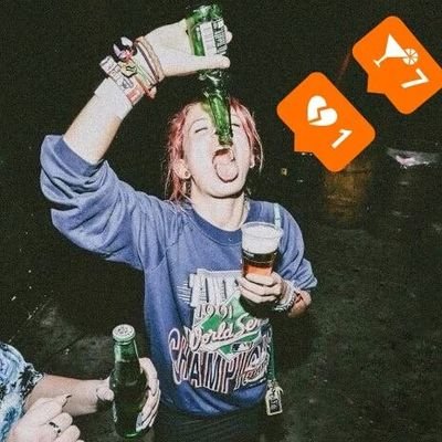 Confesionesmujr's profile picture. Sere puta, sere gata, pero mi nombre en tu boca nunca falta