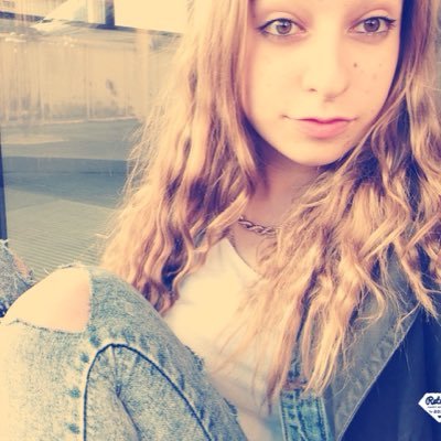 Maude1505's profile picture. Geoffrey ma tête de nœuds. anaïs ma biche