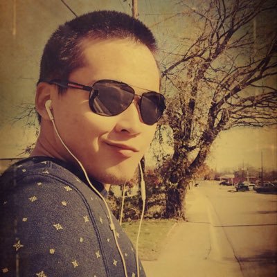 deveanhamilton's profile picture. 