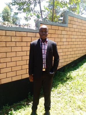 AntonitoChycha's profile picture. I pick flowers nt fights.A lover of manchester united...also simple,charismatic and CORDED guy.