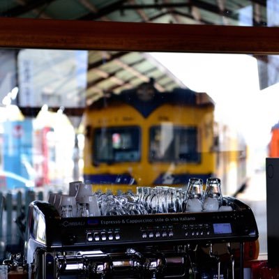 🌴純情のアフィリア🍔鉄道🚅鉄道模型🚃飛行機✈️ 釣り🎣山登り⛰天体観測🔭カメラ📷が好きです🤟🏻