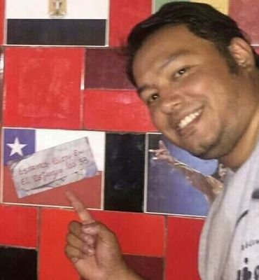 ... padre de familia con 2 bellos hij@s ... hincha fanatico, socio del CSyD , accionista y abonado del + grande #ColoColo