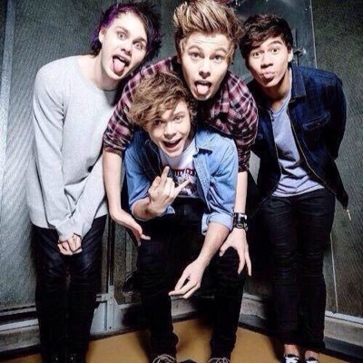5soslive123amn2's profile picture. 