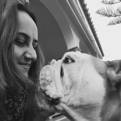 ropibetoluna's profile picture. 