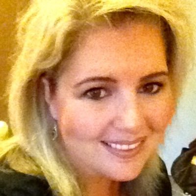 Alicia_Piri_'s profile picture. Mum of 3.