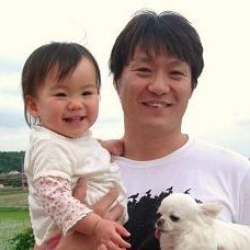 獣医師です。無薬で育てた鶏を使った無添加スモークチキンの専門店「久井高原のスモークチキン小屋」やってます。 ログインできなくなり10年間ずっと放置していましたがパスワードが判明したので復活しました(^_^;)