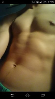 KmMultimaster's profile picture. 