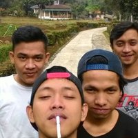 Dede azhari (@azhari_dede) 's Twitter Profile