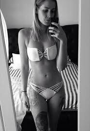 Cam model sharing all things naughty #nsfw #porn