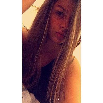 SmbxEmnl's profile picture. 