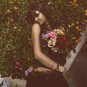 If I'm out on the edge, will you save me, @FauxShor?|❤️Rourtney af.❤️|