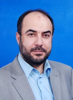 استاذ في كلية الهندسة الجامعة الاسلامية بغزة رئيس جامعة الامة للتعليم المفتوح سابقا. اعيش مرابطا على ارض غزة احب الخير للعالمين وابغض الظلم والظالمين