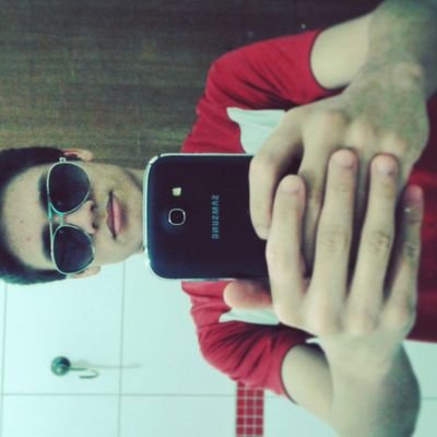 GabrielBugado13's profile picture. 