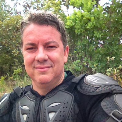 llaraujo95's profile picture. 