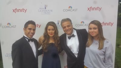 Actor Venezolano
en Miami
conductor del espacio de televisión Acción Continua 
por Tv Venezuela síguelo en sus redes @accioncontinuatv