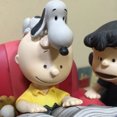 スヌーピーやチャーリー・ブラウンが活躍する、世界的に大人気の漫画‘‘PEANUTS’’の魅力を伝えるアカウントです！基本的に毎日更新します。コミックや豆知識、最新情報、クイズなどを紹介します。更新率低めですが、インスタもやってます♪