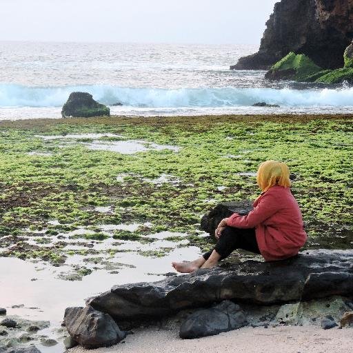 Arny_Sastro's profile picture. Jurusan Ilmu Fisika Program Pascasarjana UNiversitas SEbelas Maret, Surakarta 2013