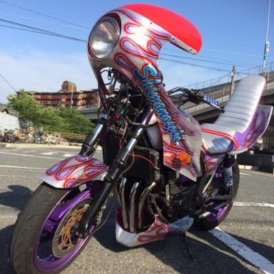 改造車bot bot Twitter