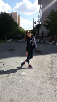 AnanasLoveis's profile picture. 