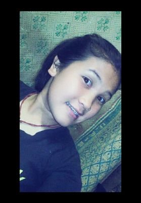 yanthabormall's profile picture. 