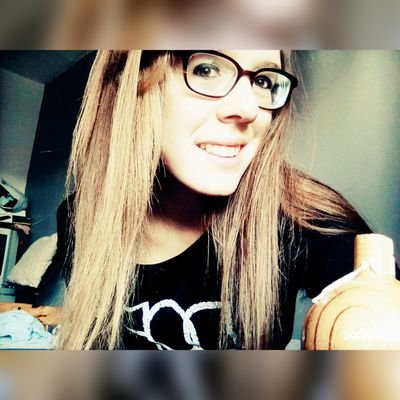 ~83329 de regards, mais le tien reste mon favori~
JUSTIN MV
SARAH MA FEMME