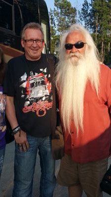 Love Jesus, My Wife and kids. Ex-Drummer for Charles Johnson and the Revivers , HUGE Oak Ridge Boys Fan and #1COLLECTOR of anything Oaks.