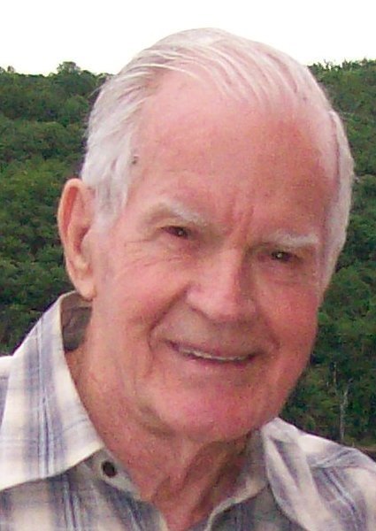 My life began in Pipestone MN (1924)
WW II submarine veteran, patrolled in the South China Sea and the Java Sea in the last year of the war.