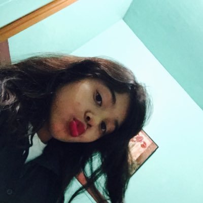 lol lipstick is gross and don't go with me