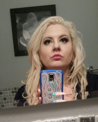 linsie_hunny's profile picture. 冤家路窄