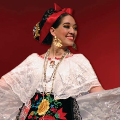 The Ballet Folklórico South Texas college consists of about 35 dancers, students and members of the community. It is situated in McAllen, Texas