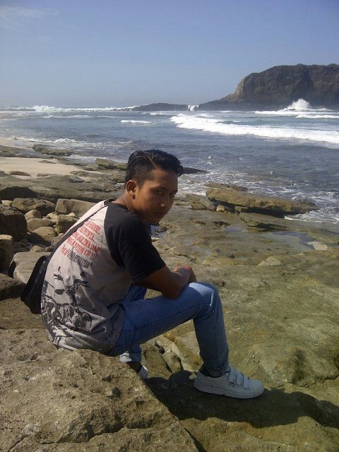 FendiEger's profile picture. Salam seduluran sak lawase . Cb menyatukan nusantara .Talk les do more.