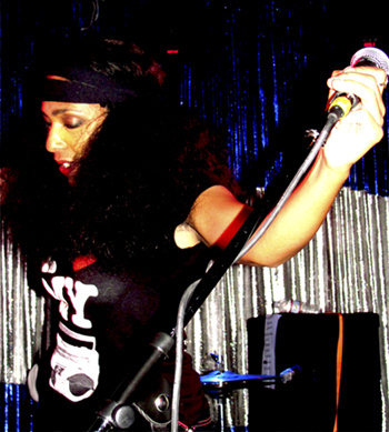 SimplyDope's profile picture. 