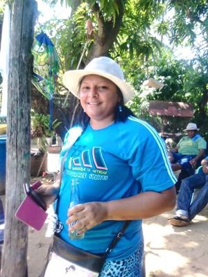 anapuro18's profile picture. 