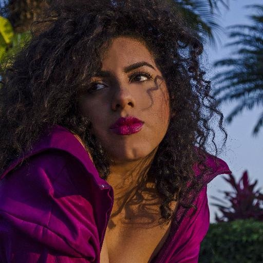 Comunicadora social I Cantante I Locutora I RP
https://t.co/CDz216e7Lc YOUTUBE: Carogordons
