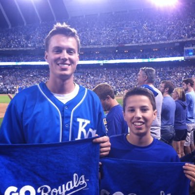 charlieshaver's profile picture. 