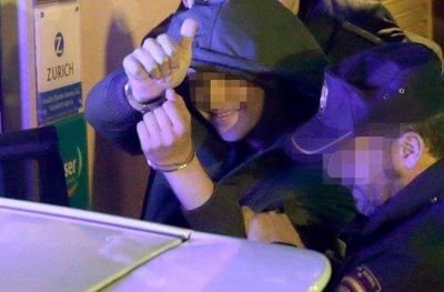 agresionarajoy's profile picture. Al río que todo lo arranca lo llaman violento, pero nadie llama violento al lecho que lo oprime