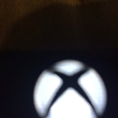 yutomaker's profile picture. 