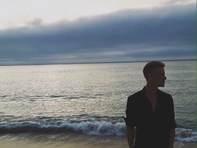gustlins's profile picture. Snap/insta: gustlins